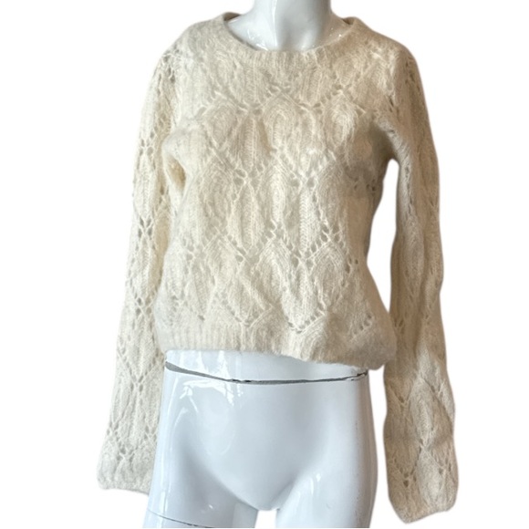 Reformation Jessie Pointelle Alpaca Ivory Crewneck Sweater Size Medium - Picture 4 of 13